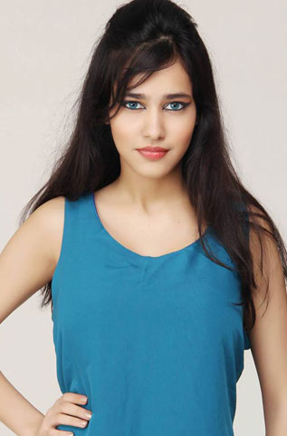 Malisha Thakur Hot Girl